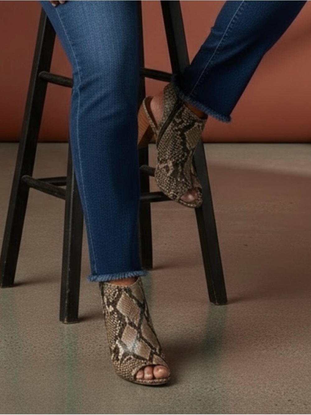 Fergalicious open-toe chunky heel shoe, size 10,  faux snakeskin, NEW, Sandals